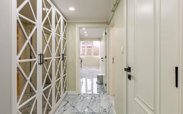 Stylish Flat Near Public Transportation in Maltepe