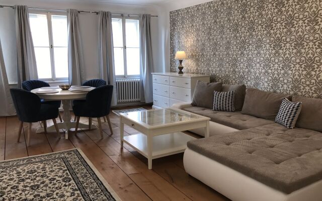 Royal View Apartments