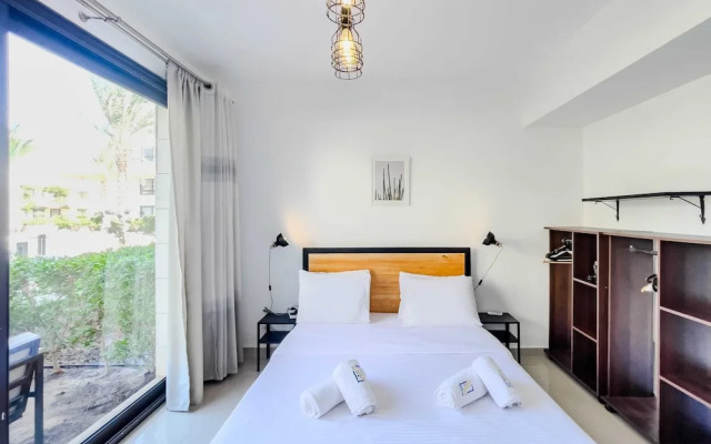 Refreshed & Uplifted 2 BDR @ G Cribs