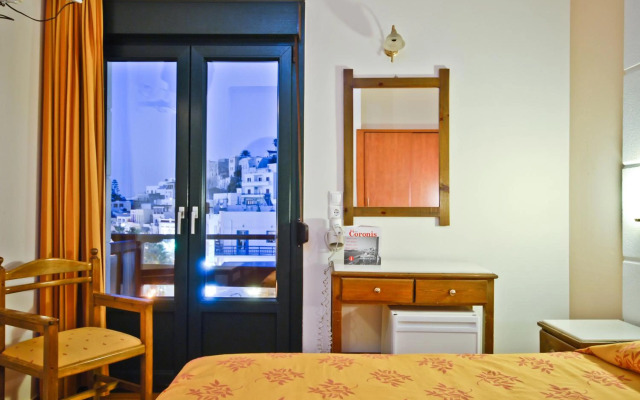 Coronis Hotel