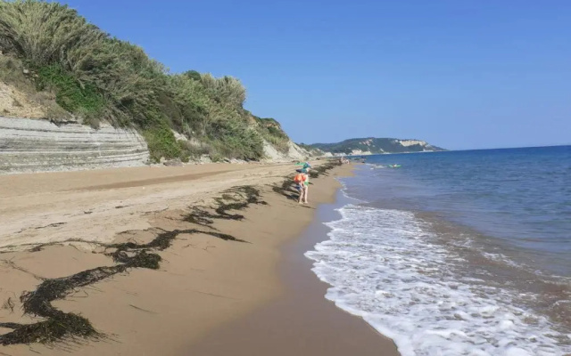 Villa Tinos 100m vom Strand & Fitness