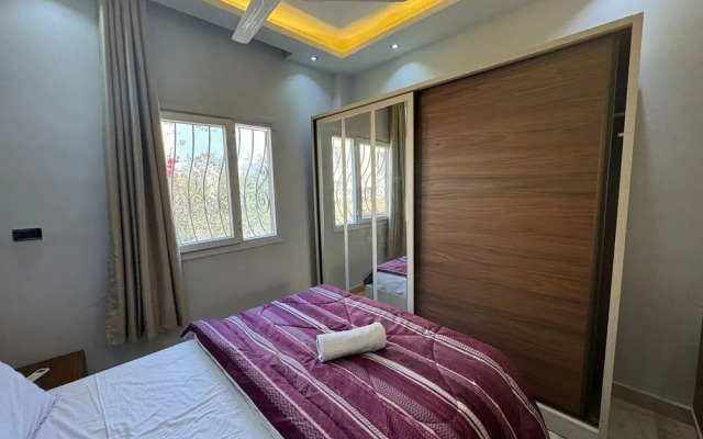 129 2BR Townhouse 2 Bath TV Backyard