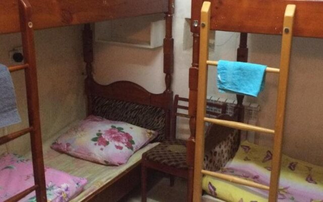 On Narimanova Lodging House 