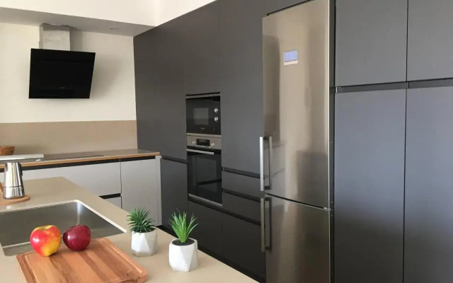 La Laguna Deluxe Apartment