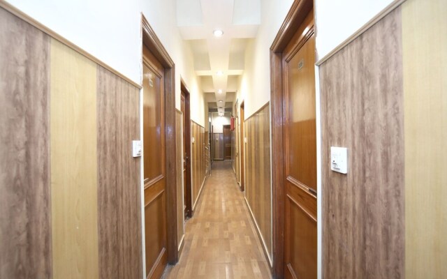 OYO 15998 Hotel Ma International