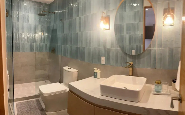 Bright & sweet unit in middle Polanco
