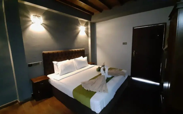 Tea Mount Forest Hotel