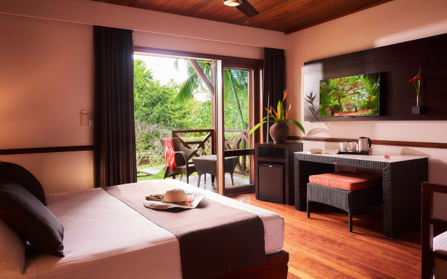 Iloha Seaview Hotel