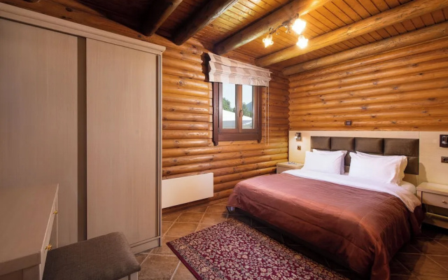 Natura Chalets