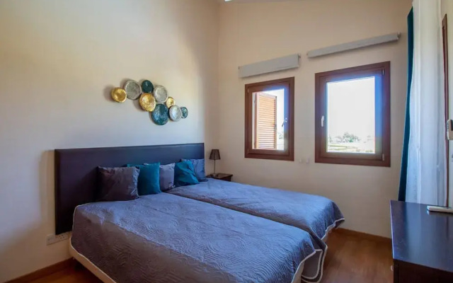 Hg07 Adjacent to Aphrodite Hills- Private Pool, Large Terrace