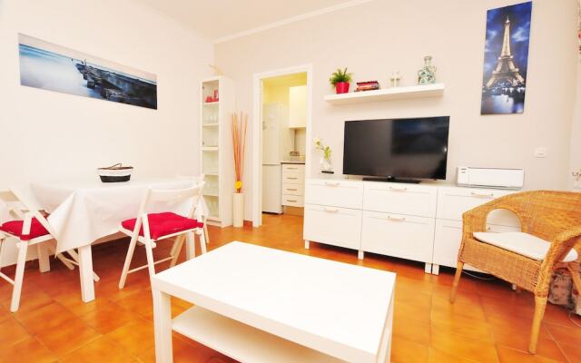 HomeHolidaysRentals Apartamento Happiness - Costa Barcelona