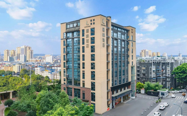 Lavande Hotel (Chongqing Bishan Light Rail Station)