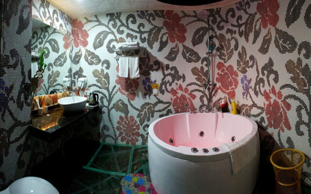 Shenhongmei Fashion Hotel