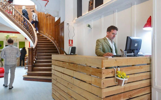 Hip Hostel