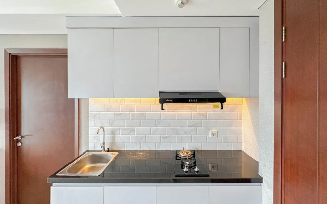 Pleasant And Strategic 1Br At Grand Sungkono Lagoon Apartment