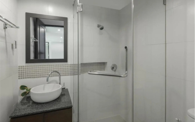 Silom Lofts Hotel