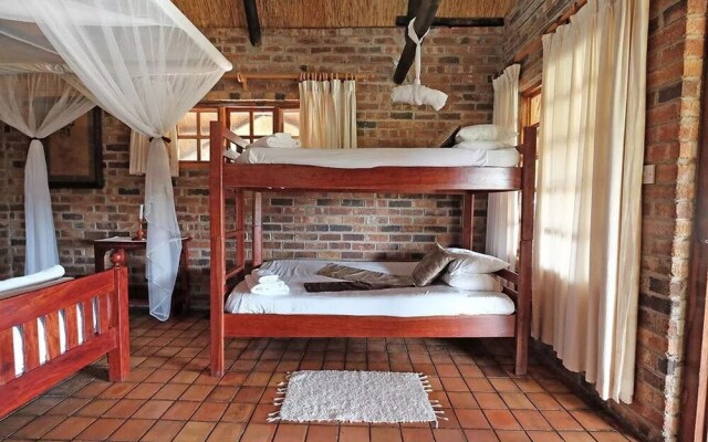 Antelope Park Safari Lodge