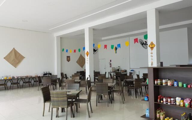 Muro Alto Flat Luxo