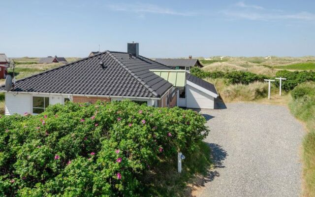 "Arbnora" - 350m from the sea in Western Jutland