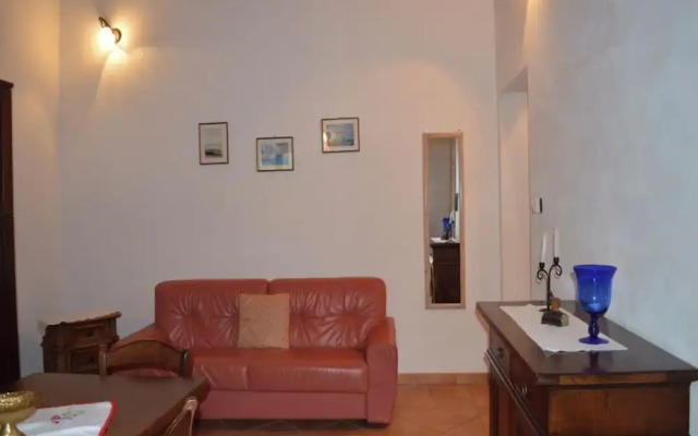 Rustic Style Flat With Swimming Pool