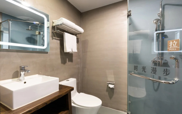 Nostalgia Hotel Beijing Temple Of The Earth China International Exhibition Center