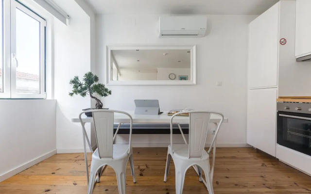 Bairro Alto Bronze of Art Apartments