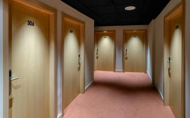 Palau Suites & Apartments