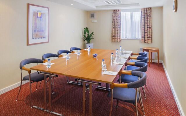 Holiday Inn Express Liverpool - Knowsley M57, Jct.4