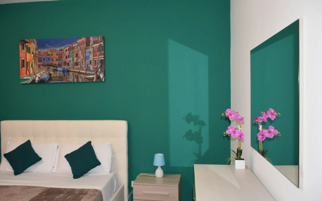 Venice Popular Apartment