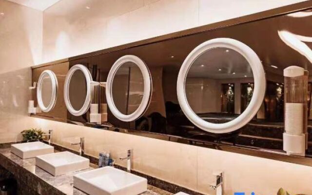 Xinwei Hot Spring Hotel