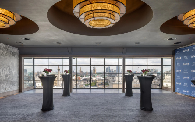 Radisson Blu Hotel, London Leicester Square