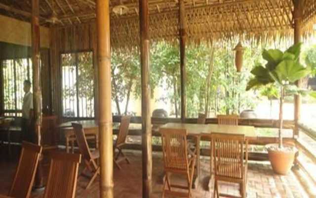 Golden Sunrise Hotel