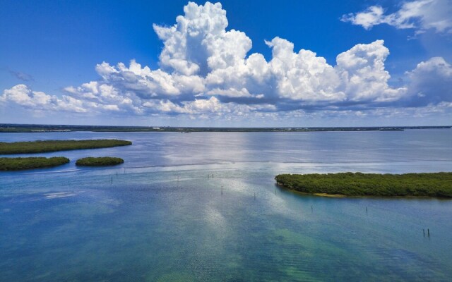 Harbor Villa Club 308