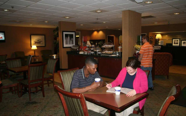 Hampton Inn Memphis-Walnut Grove/Baptist Hospital East