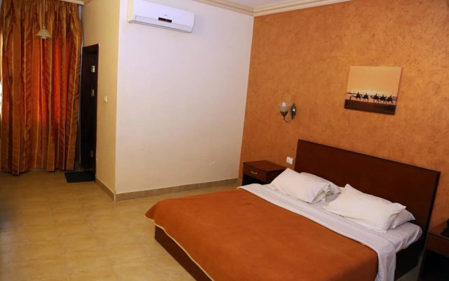 Rumman Hotel