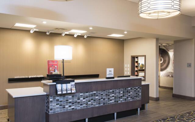 Hampton Inn & Suites Grand Rapids Downtown