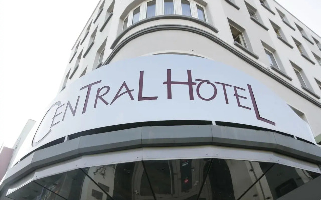 Central Hotel