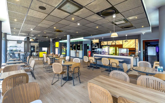 B&B HOTEL Carcassonne Rocadest La Cité