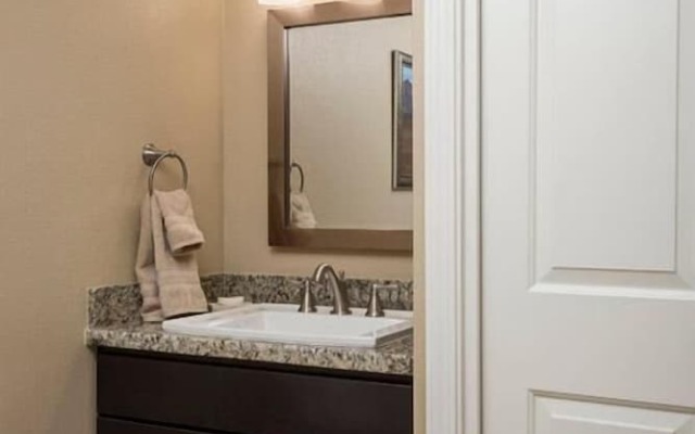 Top Notch By Signature Vacation Rentals