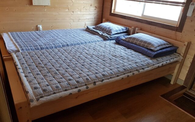 Suji Guesthouse