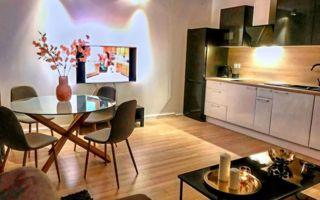 House With a Private Swimming Pool and Sauna