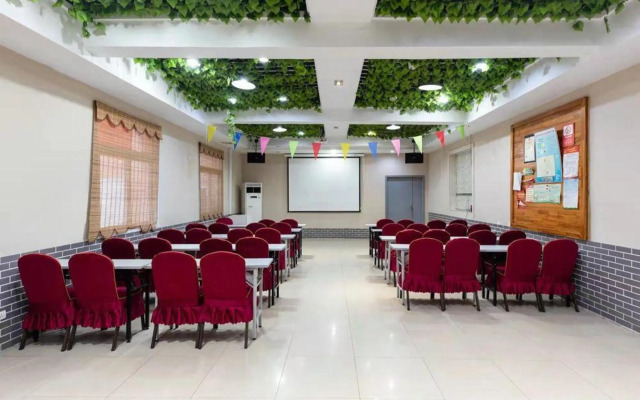 Fengyuan Hotel (Wuhan Xinzhou Branch)