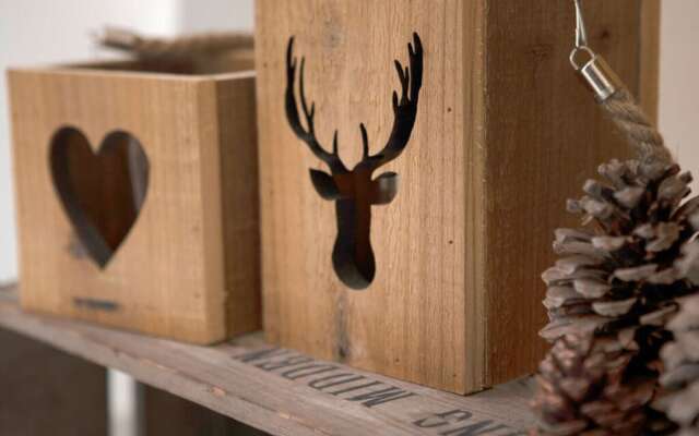 Maarchalet Modern Retreat