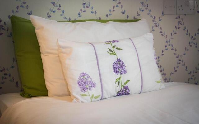 Beachlands Hotel