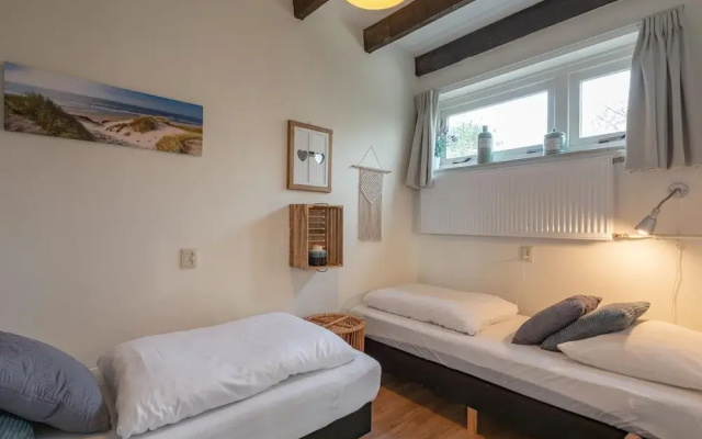 Holiday Home Near Beach of Sint Maartenszee