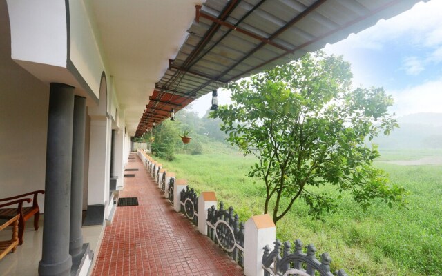 Capital O 22876 Ranger Wood Nature Castle