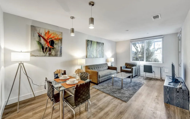 Global Luxury Suites Irvine