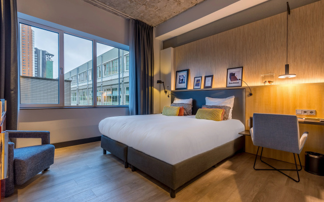 Postillion Hotel & Convention Centre WTC Rotterdam - Image 4