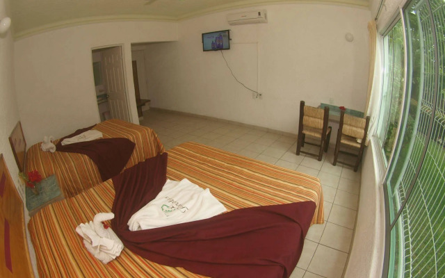 Hotel Parotas Manzanillo