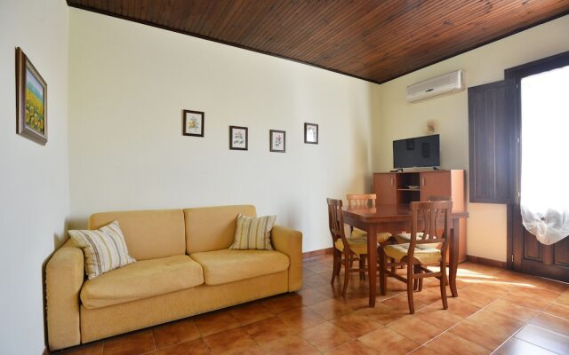 IzzHome Pula Crispi